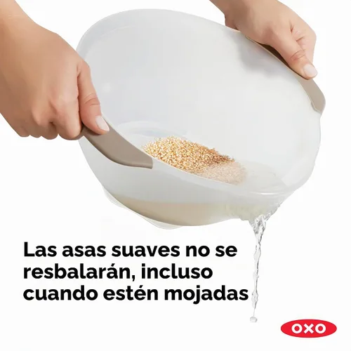 Vista 4 de OXO Good Grips – Colador para Arroz y Granos Pequeños Colador para enjuagar granos, agujeros de drenaje adicionales para eliminar el exceso