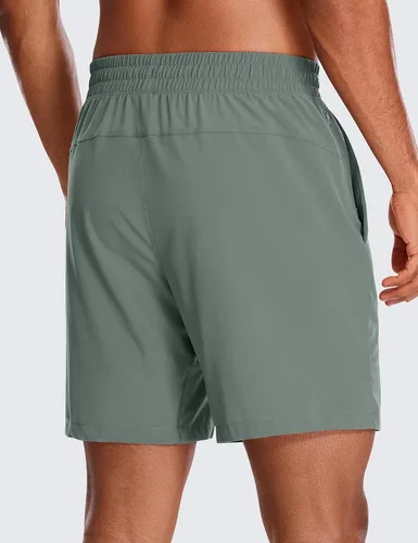 Vista 2 de CRZ YOGA Pantalones cortos de correr 2 en 1 para hombre con forro 5, 7 y 9 pulgadas, de secado rápido, pantalones cortos deportivos con bolsillos
