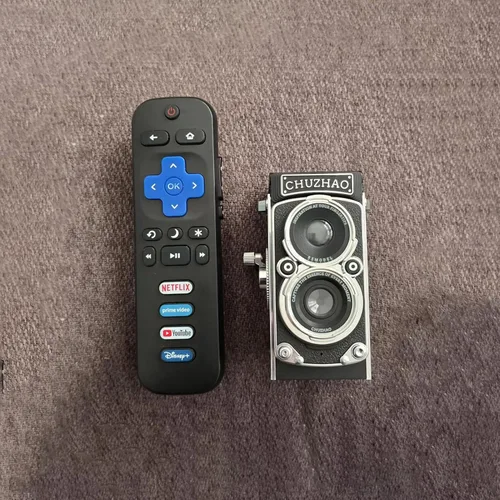 Vista 4 de CHUZHAO - Cámara digital retro con sello de tiempo, estilo TLR portátil vintage 1080p, video FHD de 12 MP, fotos de enfoque automático, mini cámara