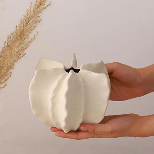 Vista 6 de Jarrón de cerámica blanca moderna para decoración del hogar, jarrón único redondo mate en forma de dona para hierba de las pampas, jarrones