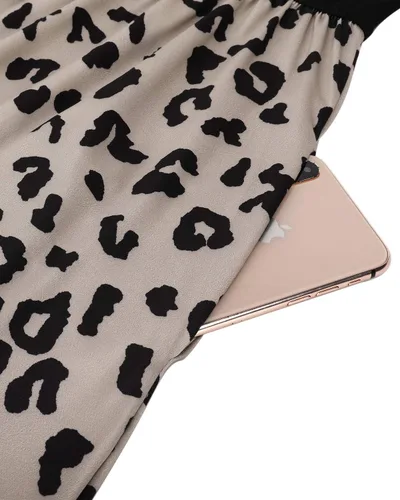 Vista 5 de STYLEWORD - Vestidos largos de verano para mujer con hombros descubiertos y bolsillo