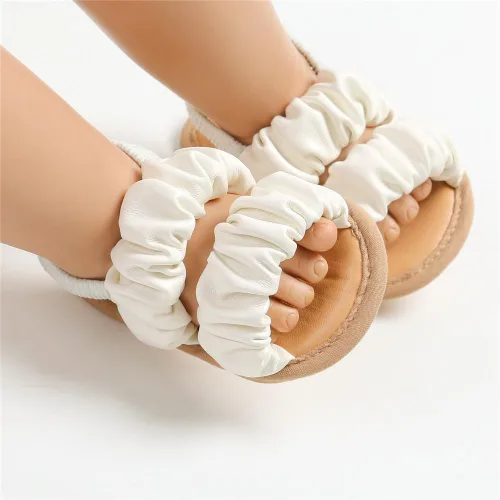 Vista 2 de Timatego Sandalias de verano para bebés y niñas con suela suave de flores, zapatos de vestir para cuna, recién nacidos, para recién nacidos