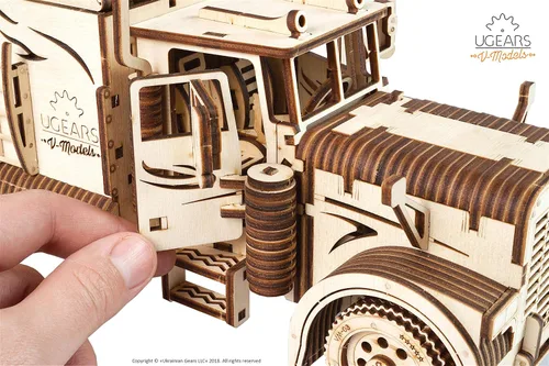 Vista 5 de UGEARS Modelos 3-D Rompecabezas de madera - Camión mecánico pesado niño VM-03 Kit de modelo de madera para adultos y adolescentes
