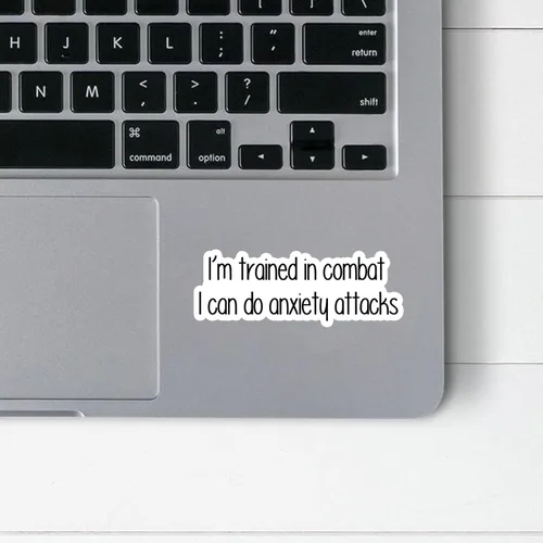 Vista 3 de Calcomanías con texto en inglés «I'm Trained in Combat I Can Do», calcomanías de vinilo impermeables para adultos, para laptop, Kindle, coche