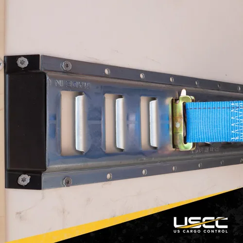 Vista 5 de US Cargo Control Tapas de extremo E para riel horizontal E-Track (paquete de 4), tapa protectora de extremo de plástico negro duradero para rieles