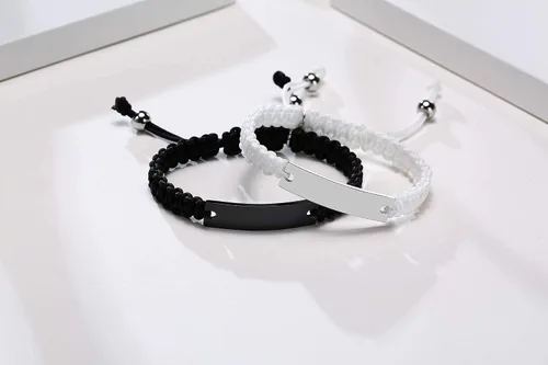Vista 8 de XUANPAI - Pulseras personalizadas hechas a mano con cuerda trenzada y placa de identificación para parejas para mujeres hombres amistad etc