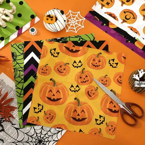 Vista 4 de Whaline 12 paquetes de tela de algodón de Halloween de 10 x 10 pulgadas, tela de monstruo de calabaza, telas de costura coloridas para decoración
