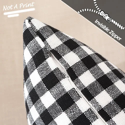 Vista 2 de CARRIE HOME - Juego de 2 fundas de almohada de exterior a cuadros de búfalo blanco y negro de 16 x 16, almohadas de sofá de decoración de granja