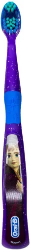 Vista 7 de Oral-B Cepillo de dientes Frozen de Disney, extra suave (los personajes varían), paquete de 2