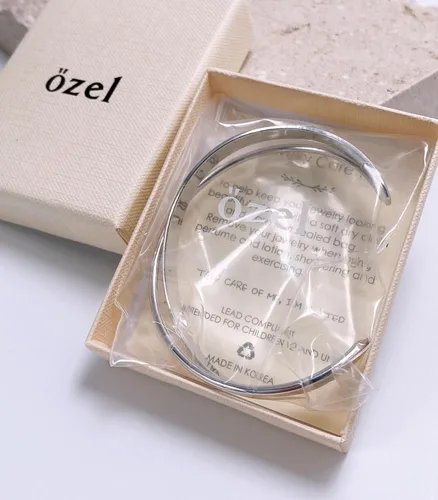 Vista 20 de OZEL - Pulseras para mujer, chapados en oro real de 18 quilates, pulseras de oro de cristal colorido para regalos