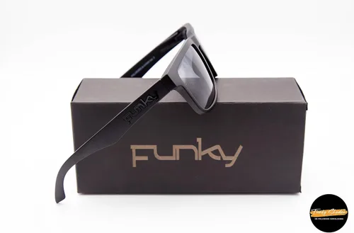 Vista 4 de Funky Shadez Bold Polarized Sunglasses, Polarized UV400 Protection, Polycarbonate Frame, HD Lenses, Extra Thick Hinges
