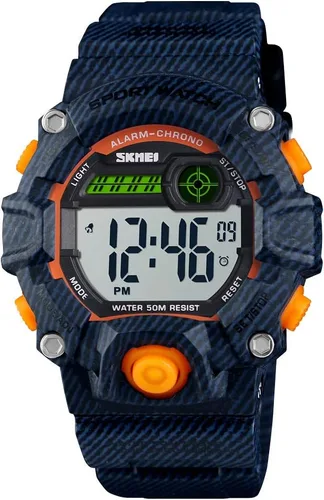 Vista 5 de CakCity Boys Camouflage LED Sports Kids Watch Waterproof Digital Electronic Military Wrist Watches for Kids with Silicone Band Alarm Stopwatch