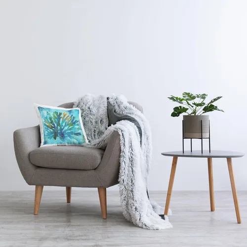 Vista 2 de Stupell Industries Liz Jardine - Almohada de diseño de coral acuático azul rústico, 18 x 18 pulgadas