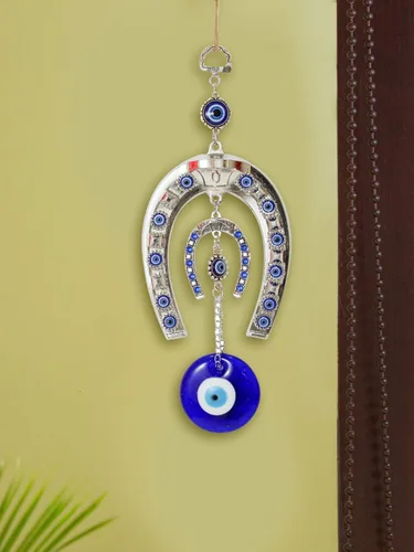 Vista 2 de Zapato de caballo azul mal de ojo colgante para el hogar, entrada, puerta, coche, oficina, Feng Shui, Nazar Battu, adorno colgante de buena suerte