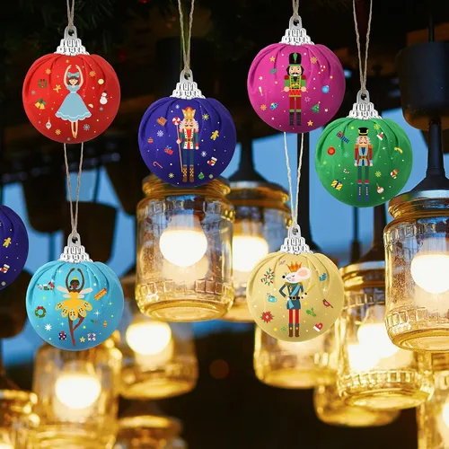 Vista 4 de 12 piezas de adorno de bola de cascanueces de Navidad, adorno de bola de cascanueces, cascanueces colgantes, bolas envueltas en tela, adornos