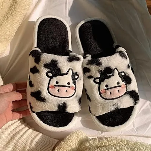 Vista 5 de Pantuflas Kawaii de vaca peluda para mujer, cómodas, con puntera abierta, lindas sandalias de invierno de animales
