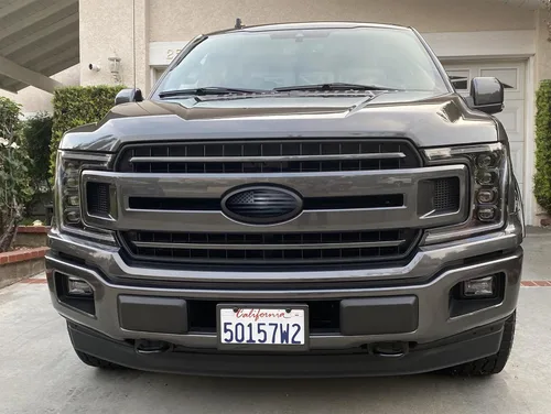 Vista 4 de Fit F150 Emblema de 9.5 pulgadas de superposición para parrilla delantera, portón trasero ovalado, bandera negra americana para Ford F150 2015-2021