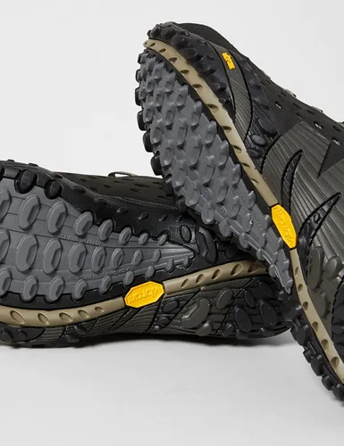 Vista 9 de Merrell Intercept