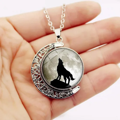 Vista 5 de IPMIDZHI Collar con colgante de lobo luminoso para mujer, lobo aullando y luna, regalos de joyería para mujeres, niñas, mamá, cumpleaños, Navidad