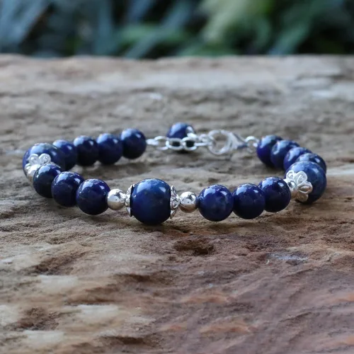Vista 5 de NOVICA Lapislázuli Plata de ley 925 pulsera con abalorio, 7.75," "Deep floral