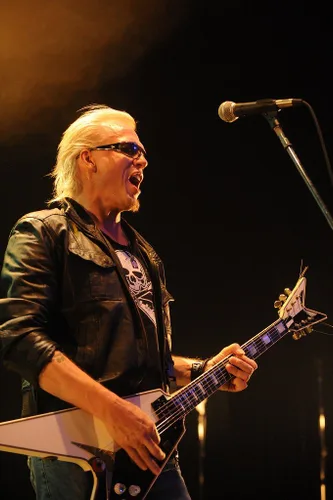 Vista 20 de Michael Schenker Group - Live in Tokyo 30Th Anniversary Japan Tour