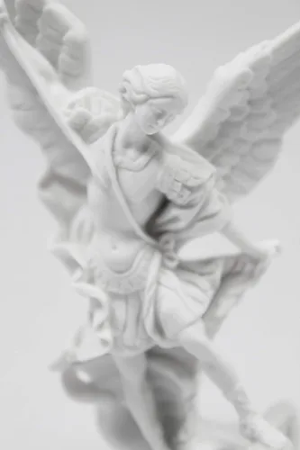 Vista 4 de Vittoria Collection San Miguel Arcángel 8 pulgadas estatua italiana escultura figura guardián protector protector