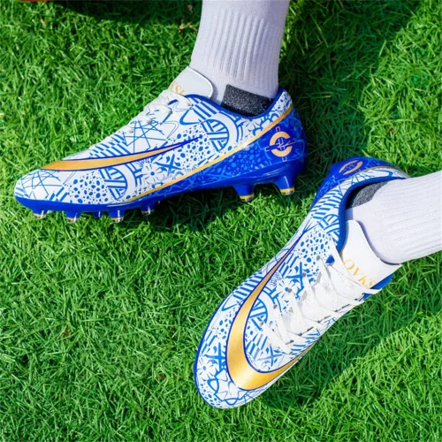 Vista 3 de KAEAEILSS Botas de fútbol para hombre, zapatos de fútbol, zapatos de punta, zapatos cómodos para adultos, atléticas, al aire libre