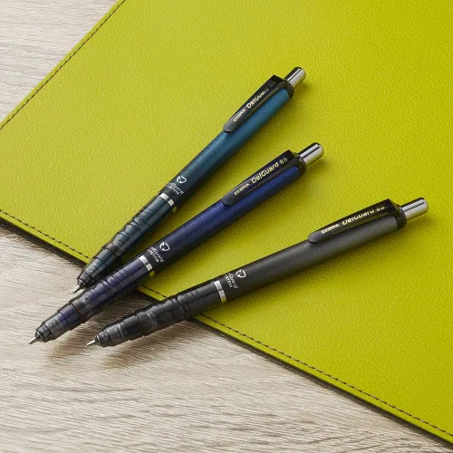 Vista 3 de Lápiz mecánico Zebra DelGuard 0.5mm, cuerpo azul nido de abeja (P-MA85-HBL)