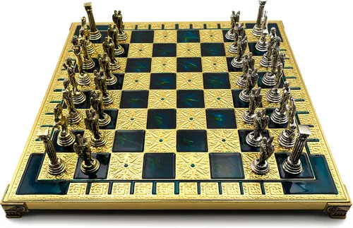 Vista 3 de Juego de ajedrez de metal ícaro hecho a mano en caja de madera
