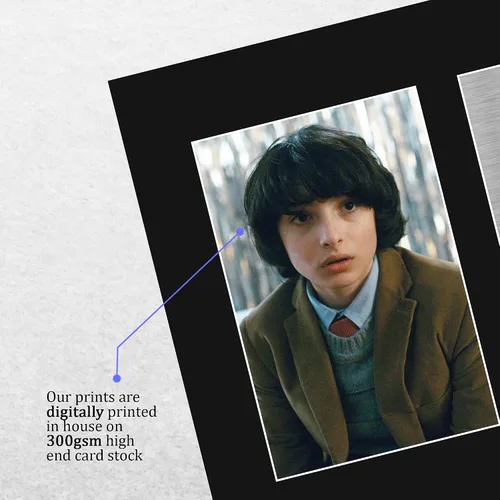 Vista 4 de HWC Trading Finn Wolfhard Stranger Things Gifts USL - Imagen impresa con autógrafo firmado para fanáticos del programa de televisión, tamaño carta