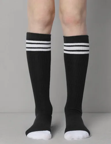 Vista 3 de 3 pares de calcetines juDanzy hasta la rodilla para niños o niñas para fútbol, baloncesto, uniforme y uso diario