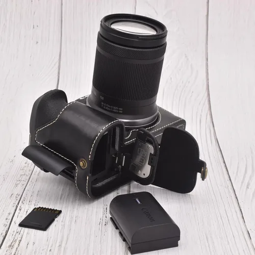 Vista 7 de Rieibi EOS R7 Quality PU Leather Half Case - Agarre para cámara sin espejo Canon EOS R7 - Negro
