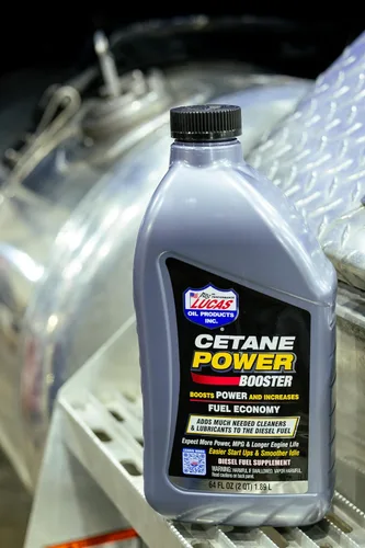Vista 3 de Lucas Oil 11032 Potenciador de Potencia de Cetano - 64 Onzas