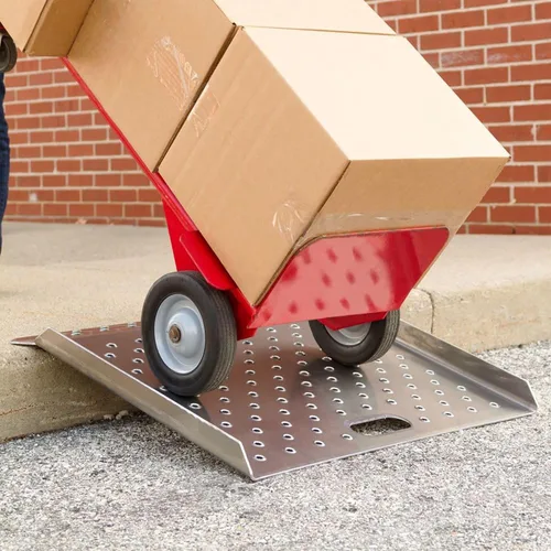 Vista 6 de Guardian Industrial Aluminio Curb rampas, Metálico, 1, 1 Fácil de transportar, para distribuidores, vendedores, tracción de la placa
