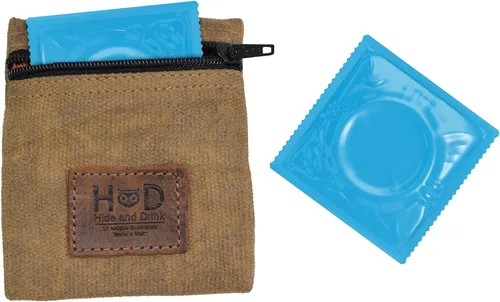 Vista 22 de Hide & Drink, Bolsa de condón de lona encerada resistente al agua, bolsa de bolsillo con tecnología Change Valuables, regalo clásico para socios