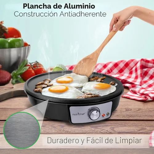 Vista 4 de NutriChef Plancha eléctrica y crepé Placa de cocina antiadherente de 12 pulgadas Control de temperatura ajustable Esparcidor de masa