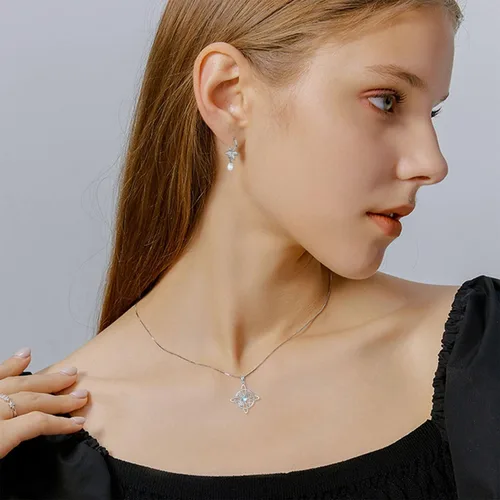 Vista 8 de YAFEINI Collar con dije de nudo de bruja de plata de ley, amuleto de bruja de cruz celta, regalo para mujer