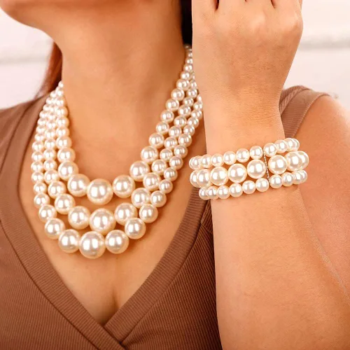 Vista 2 de Wiwpar 3 piezas de collar de perlas de gran capa para mujer, collar de perlas gruesas, pulsera y aretes, juego de joyas de los años 20, collar