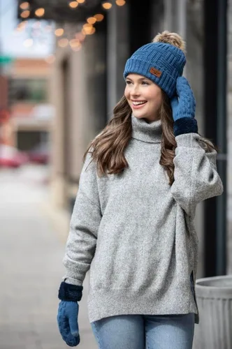 Vista 9 de Britt's Knits Sombrero de punto forrado de felpa con pompón para mujer
