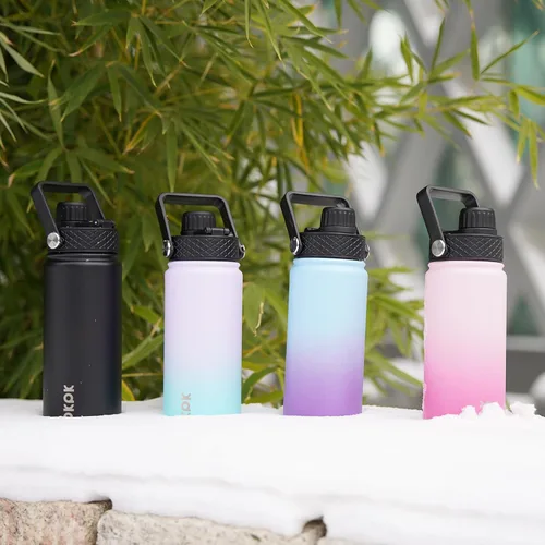 Vista 6 de BJPKPK Paquete de 2 botellas de agua aisladas con tapas con pajita, botella de agua de metal de acero inoxidable de 18oz con 6 tapas, jarras a