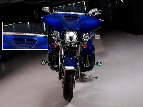 Vista 2 de Advanblack Batwing Ra-diant - Parabrisas para Harley Touring Street Electra Glide 2014+