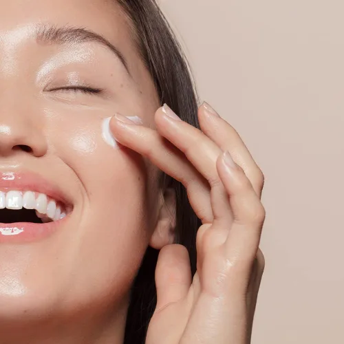 Vista 4 de ma:nyo MANYO Bifida Biome Concentrate Crema de Ojos 1.0fl oz