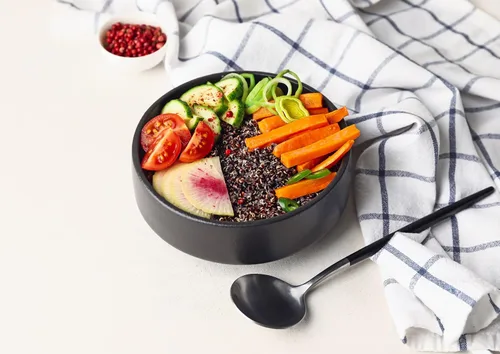 Vista 5 de Quinua negra, 12 onzas – grano entero, crudo, vegano, Sirtfood, a granel. Fácil de cocinar. Buena fuente de fibra, proteínas a base de plantas.