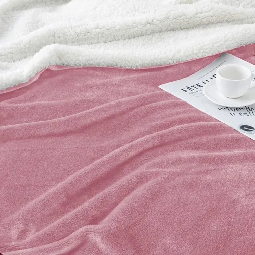 Vista 4 de IR Imperial Rooms Mantas Sherpa de color rosa bebé tamaño King para cama – Paquete al por mayor de 9 mantas Sherpa – Manta suave y esponjosa