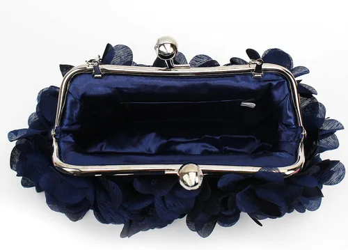 Vista 4 de Buddy - Bolso de mano de satén suave para mujer, con forma de rosa, para boda, fiesta