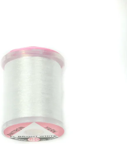 Vista 17 de UTC Spooled Antron Yarn