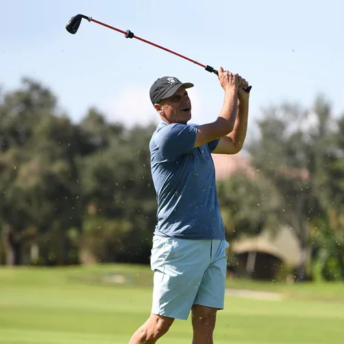 Vista 5 de Performance Golf Straight Stick - Entrenador automático de swing para columpios de golf perfectos I retroalimentación auditiva I mejora mecánica