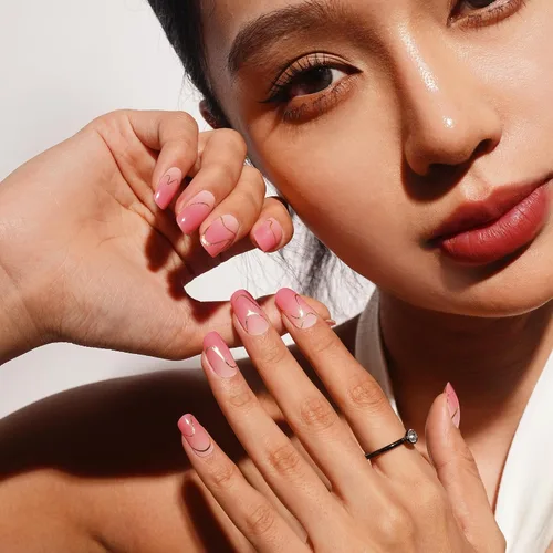 Vista 47 de DANNI & TONI Tiras de uñas de gel semicuradas, color rosa champán, ojos de gato, 28 calcomanías de regalo para mujer Aqua Ripple