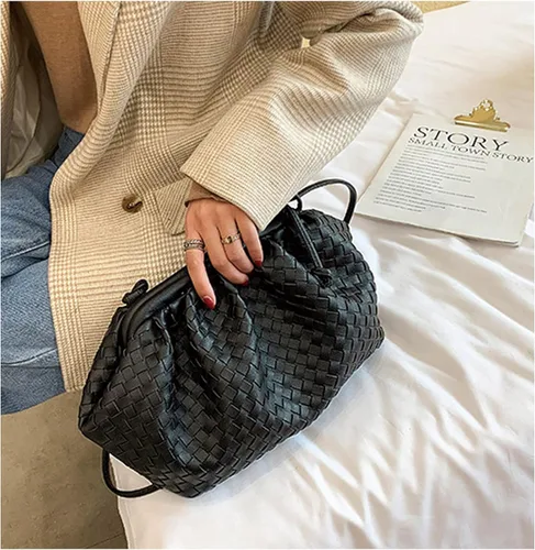 Vista 3 de NAARIIAN Bolsa de dumpling, bolso de mano para mujer, bolso de hombro para mujer, bolso de mano de diseñador de nube, bolso tejido de piel sintética