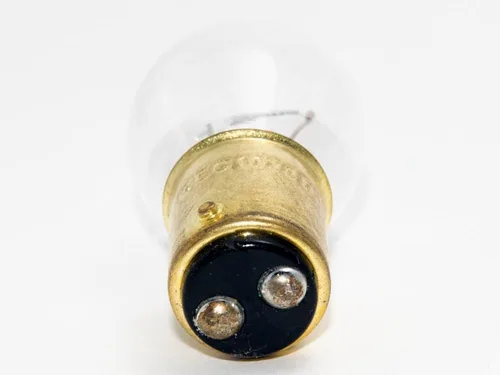 Vista 4 de CEC Industries #1076 Bombillas, 12.8 V, 23.04 W, base BA15d, forma S-8 (caja de 10).